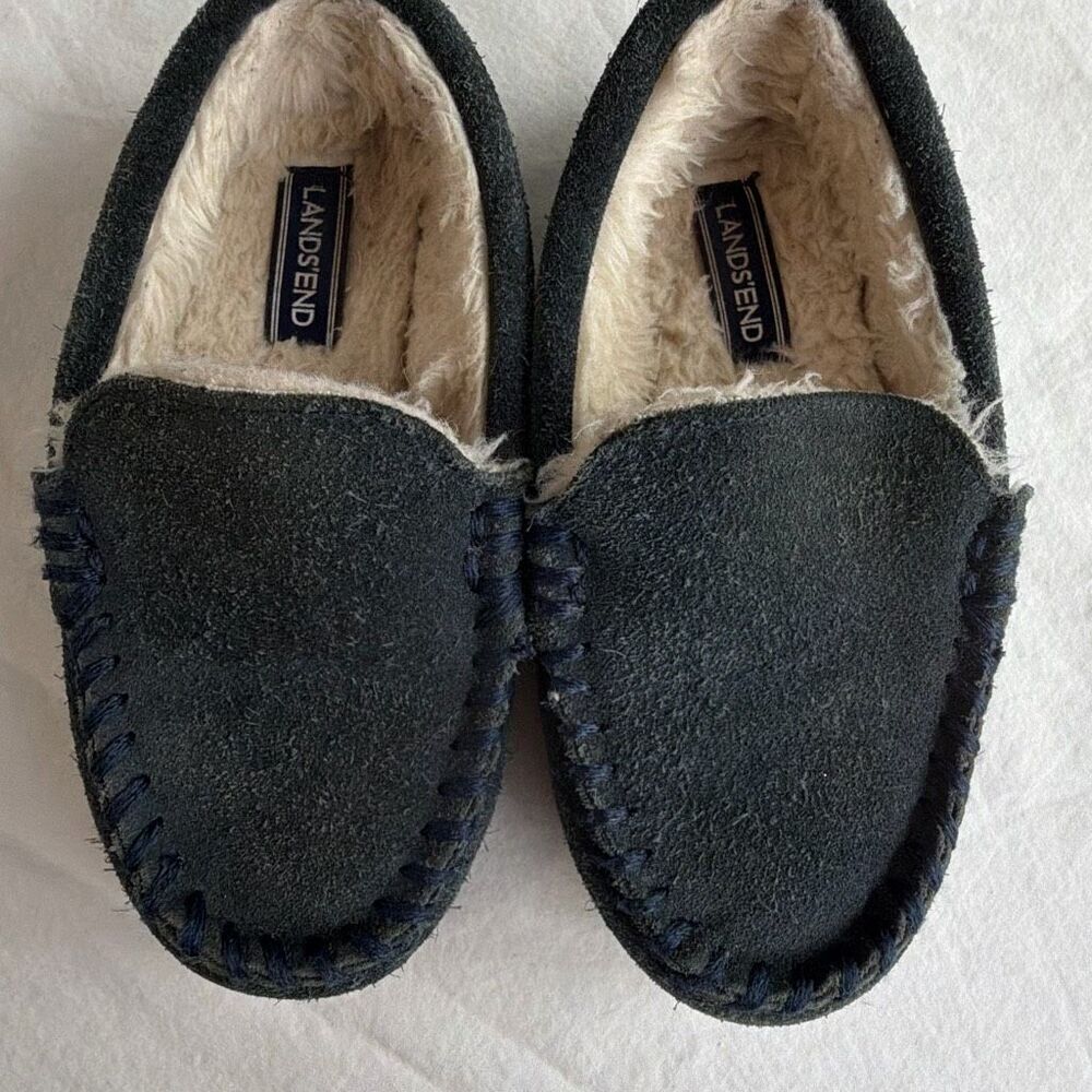 Lands End Kids Moccasin Suede Slippers sz 11 Navy
